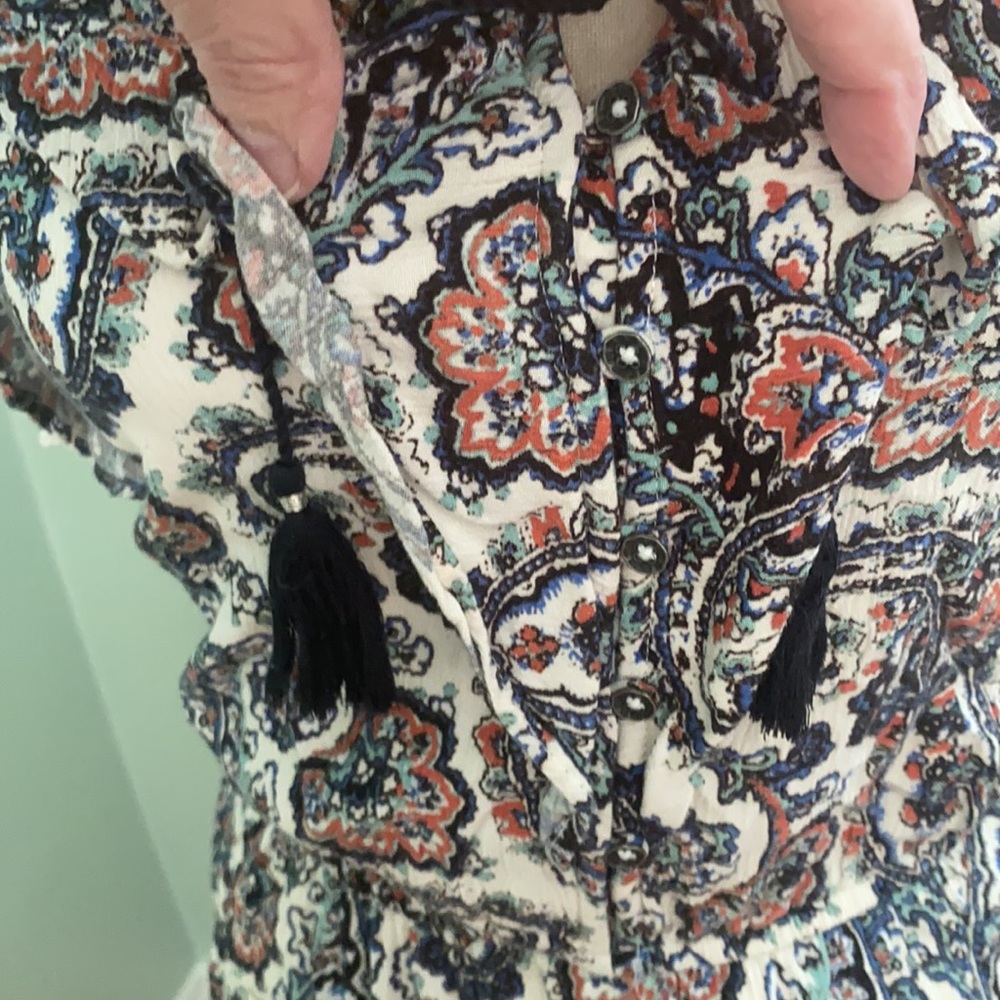 American Eagle Outfitters patterned cold shoulder cutout dress Size XXS - Picture 3 of 9